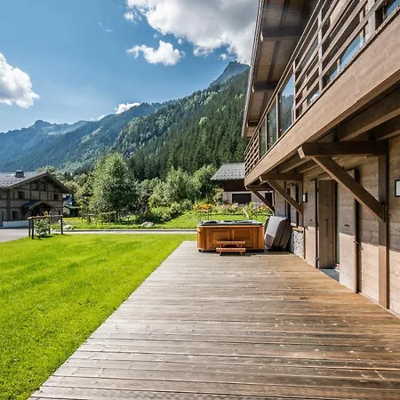 Jatoba - By Emerald Chamonix
