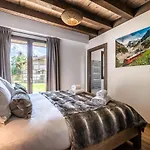 Jatoba - By Emerald Chalet Chamonix