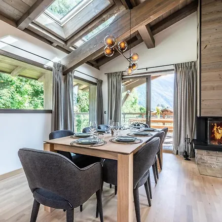 Jatoba - By Emerald Chalet