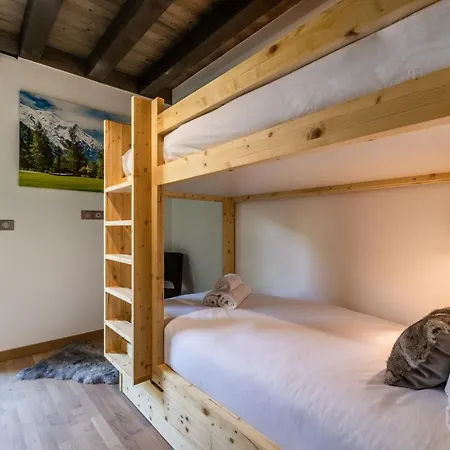 Jatoba - By Emerald Chalet Chamonix